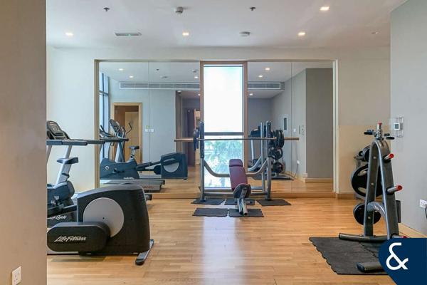 VOT | Golf & Pool View | 1 bed / 2 Bath